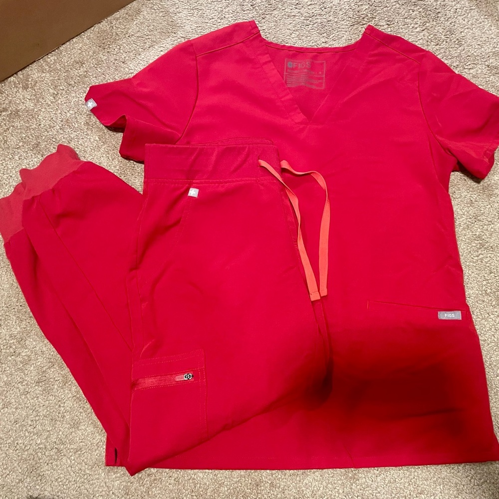 FIGS - scrub set - Winning Red color